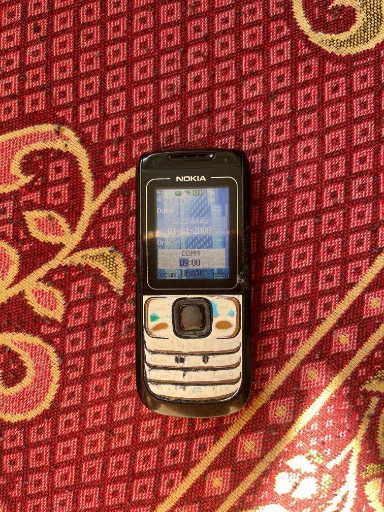 Vind lot telefoane sunt funcționale toate an afara 2 telefoane.necesiv