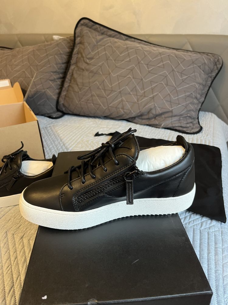 Giuseppe Zanotti