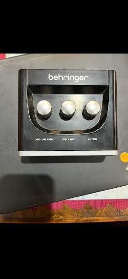 Behringer UM2 U-Phoria USB аудио интерфейс