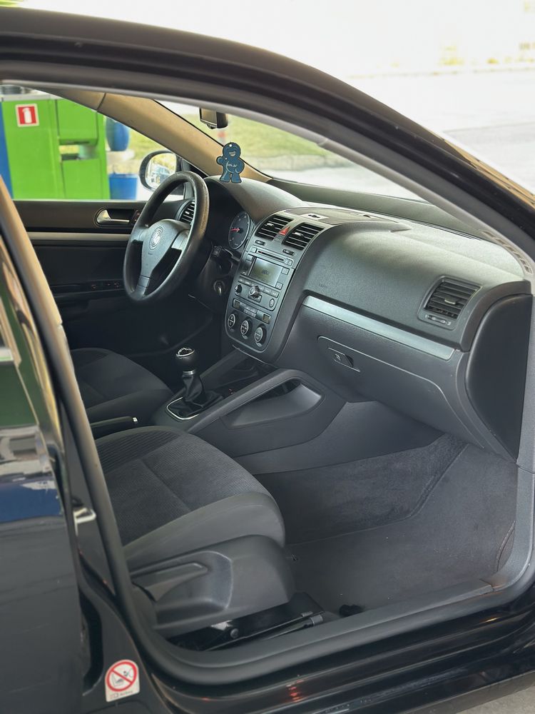 VW Jetta 1.9TDI 105 к.с