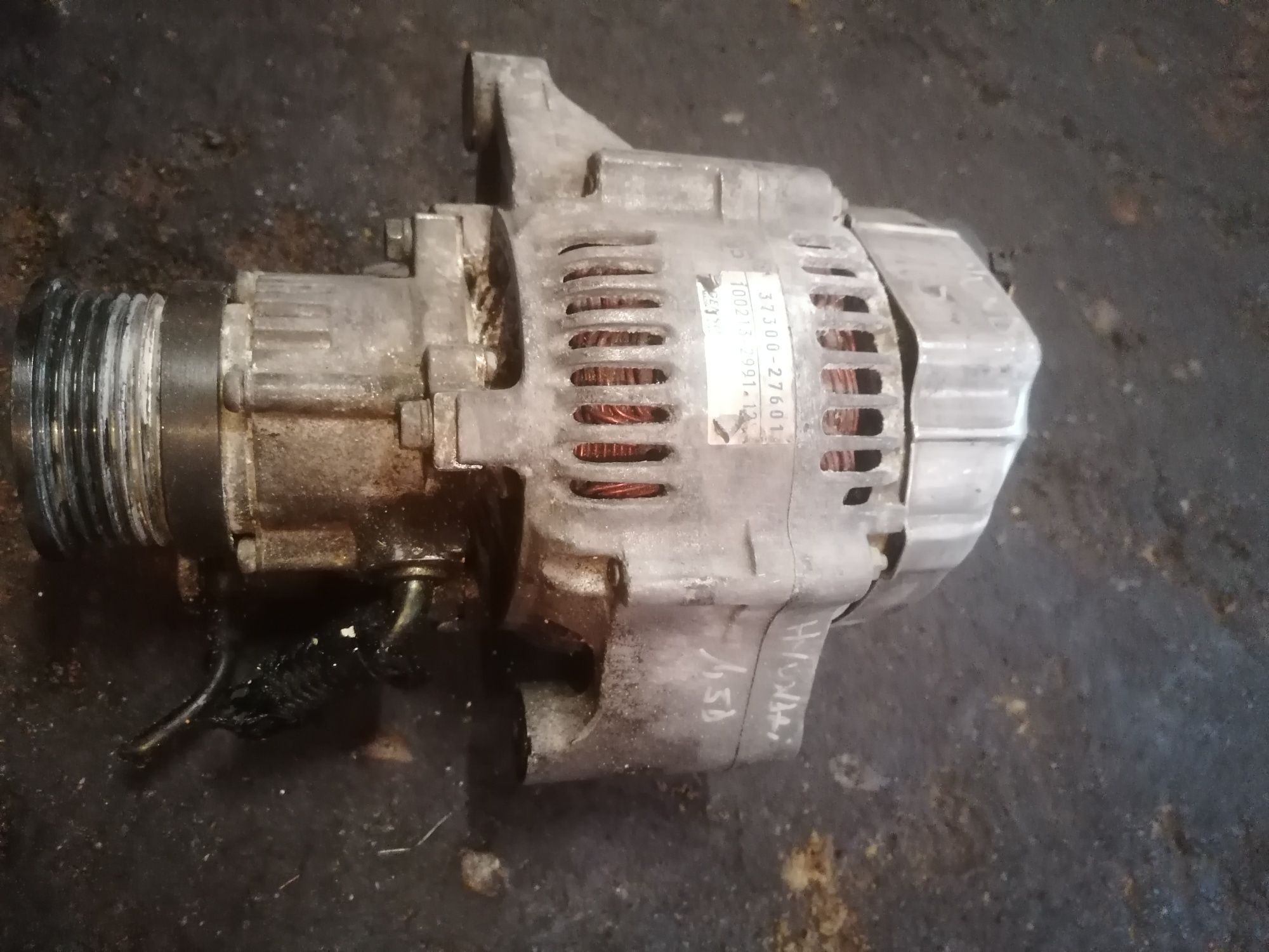 Alternator  cu pompa vacuum Hyundai 1.5 crdi