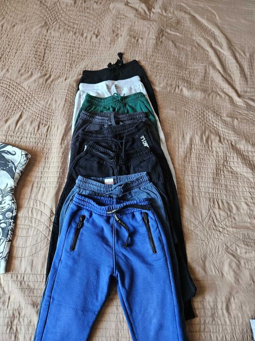 Продавам лот анцузи за момче, размер 104-110