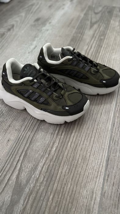 Adidasi copii stare foarte buna