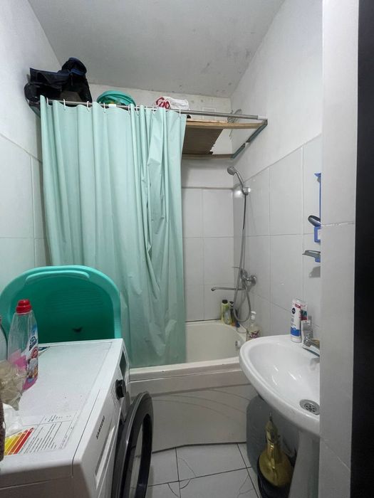 Ohangaron shahar markazida 2 xonali uy sotiladi