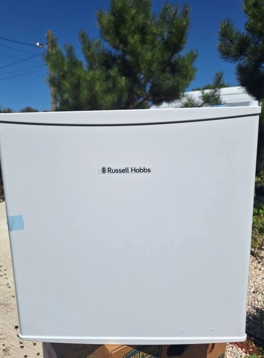 Хладилник Russell Hobbs RHTTLF1-EUAZ