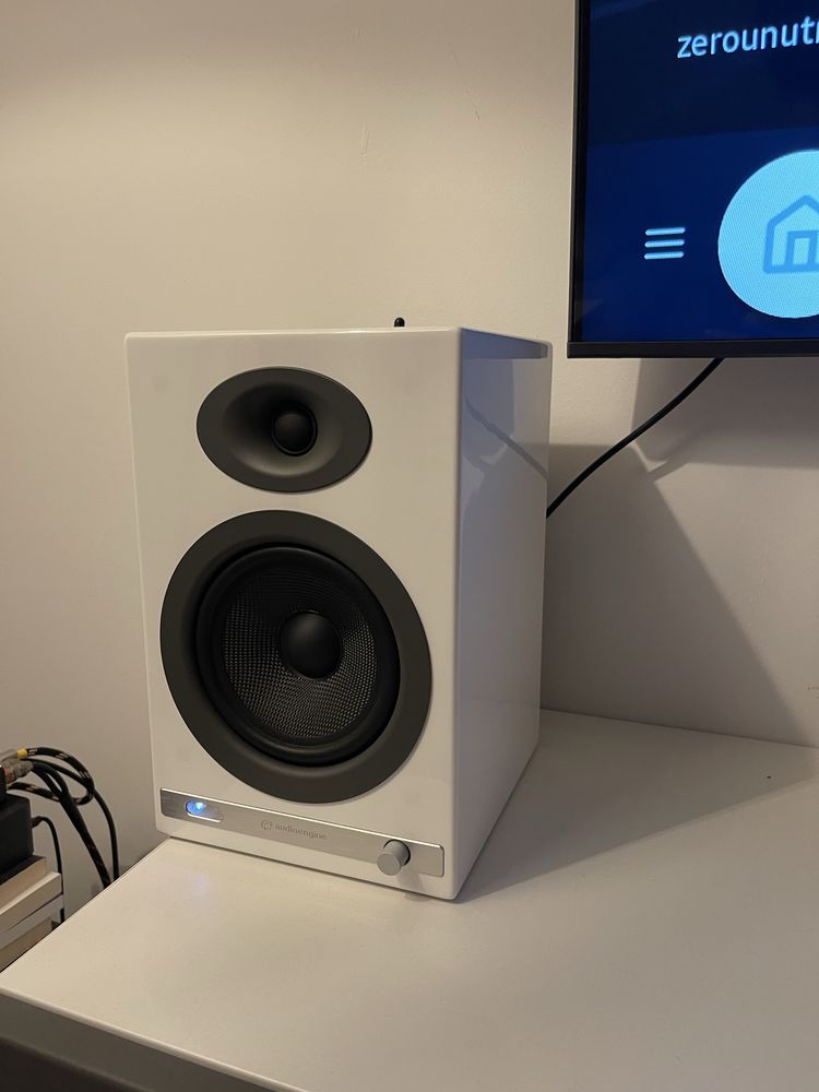Sistem audio Audioengine HD5, Edifier T5, WIIM Pro, Topping E30 II