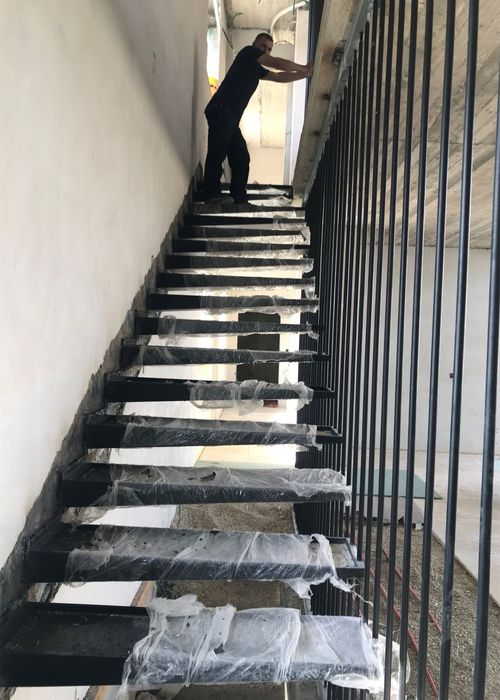 Перила для лестниц
