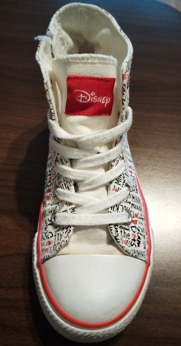 Bascheți fete, marca Disney, mărimea 34.