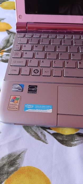 Лаптоп Toshiba -Неразличим от нов