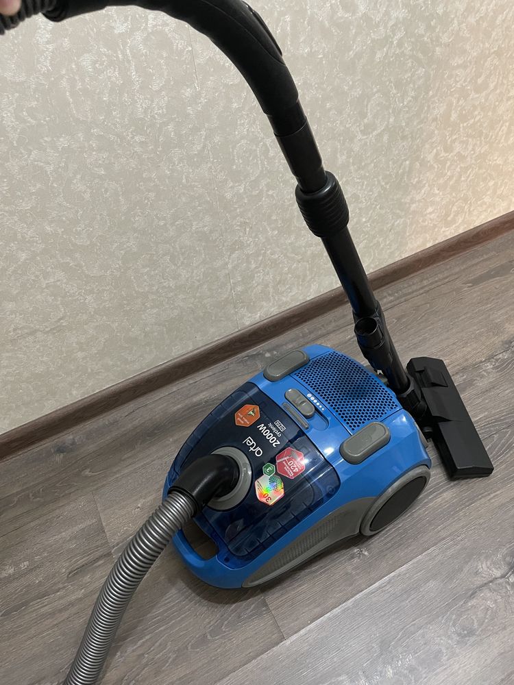 Продам пылесос.