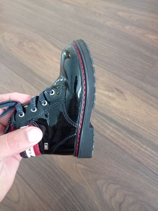 Детски боти 23 номер