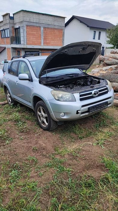 Vând Toyota RAV4 2007