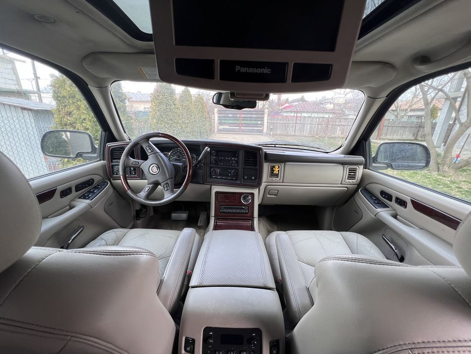 Cadillac Escalade FULL 6.0 V8 Long Urgent!!!