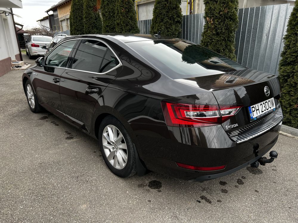 Skoda Superb  Motor 2.0