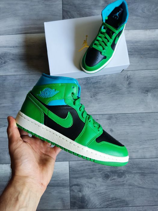 Air Jordan 1 mid Lucky Green