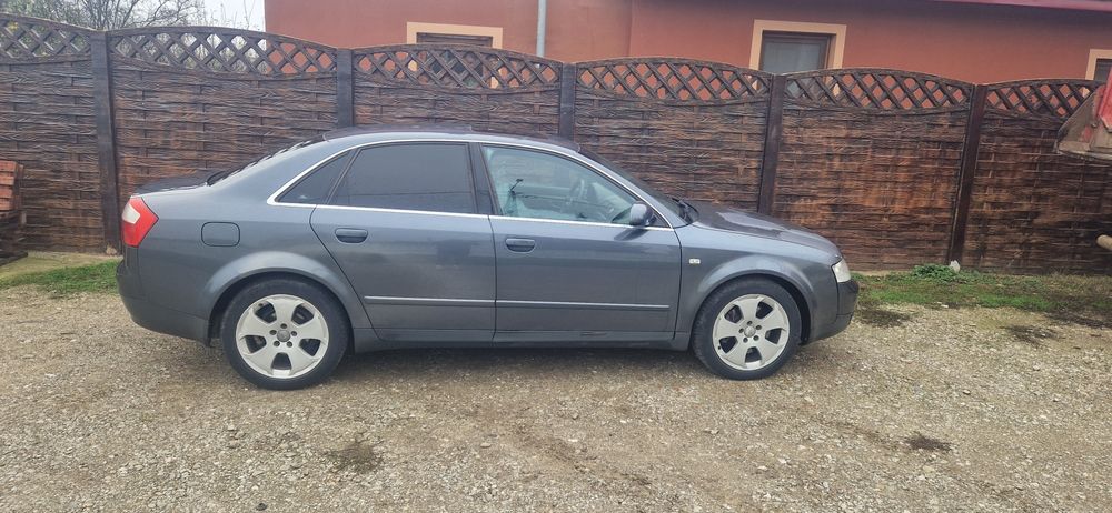 Vând audi a4 b6,2.5 tdi