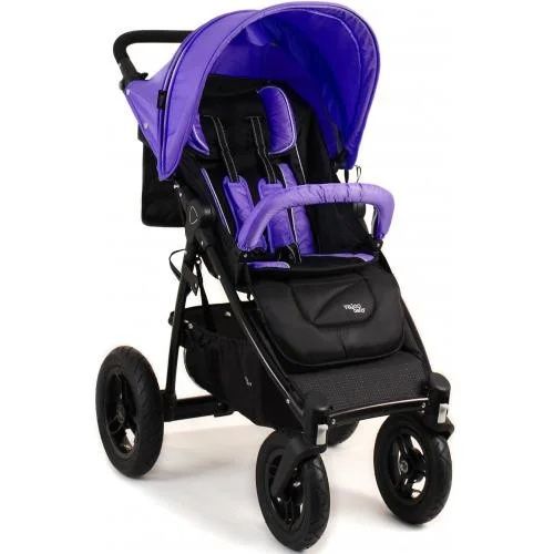 Продаю коляску,комбинезон,бортики,Обувь.