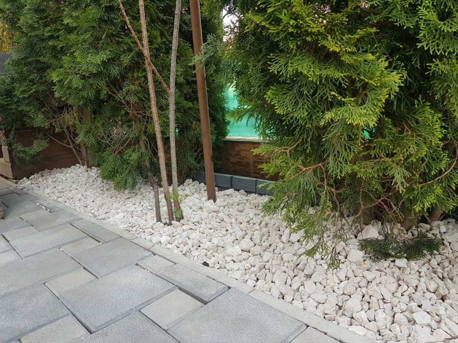 Piatră Albă Decorativă,Spartură de Marmură pentru Amenajări Grădini