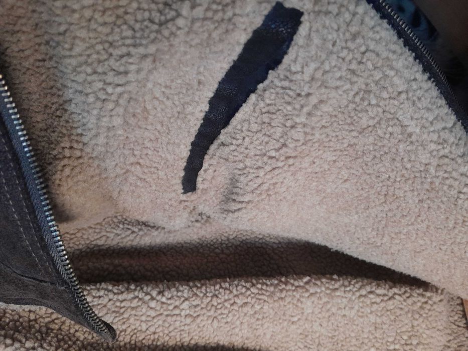 Продавам мъжко кожено яке с подплата