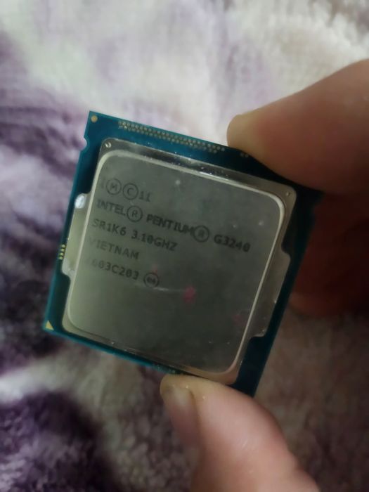 Pentium G3240+blok pitaniya 450W+kuller