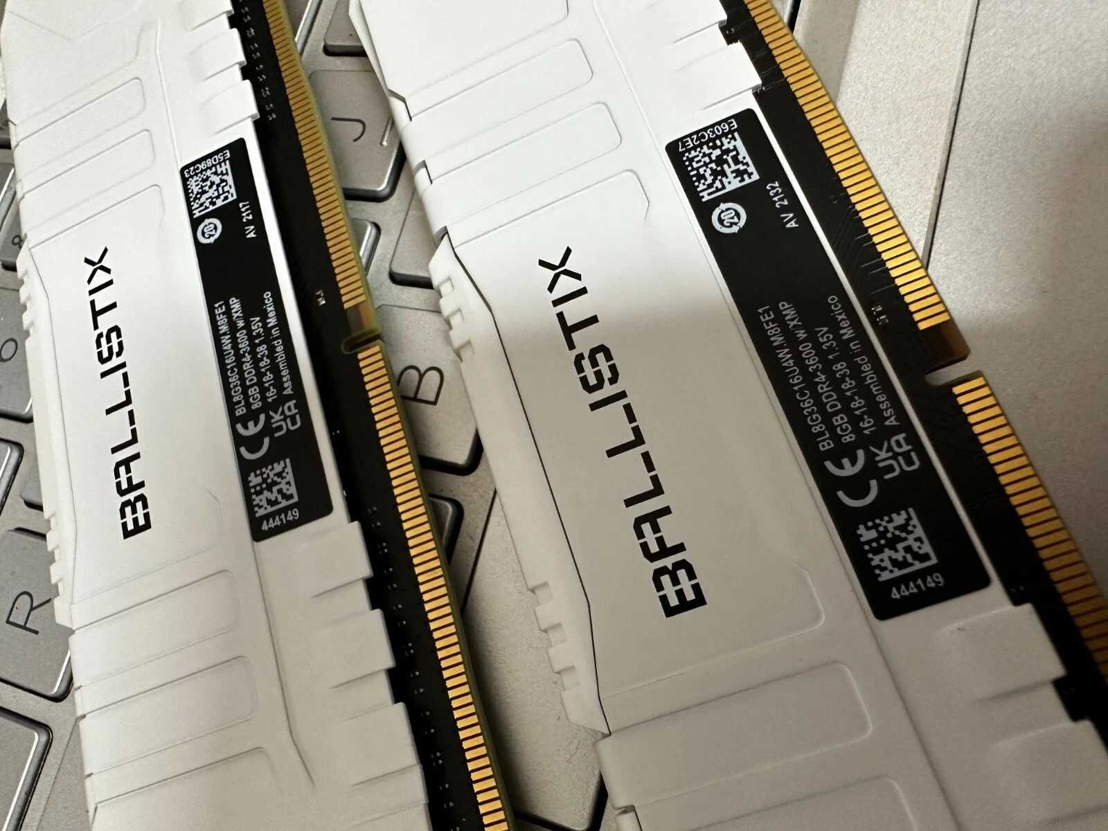 Рам памет Crucial Ballistix White 2x8GB 16GB DDR4 3600MHZ