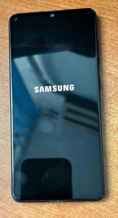 Samsung Galaxy A41, utilizat, dar aflat în stare foarte bună