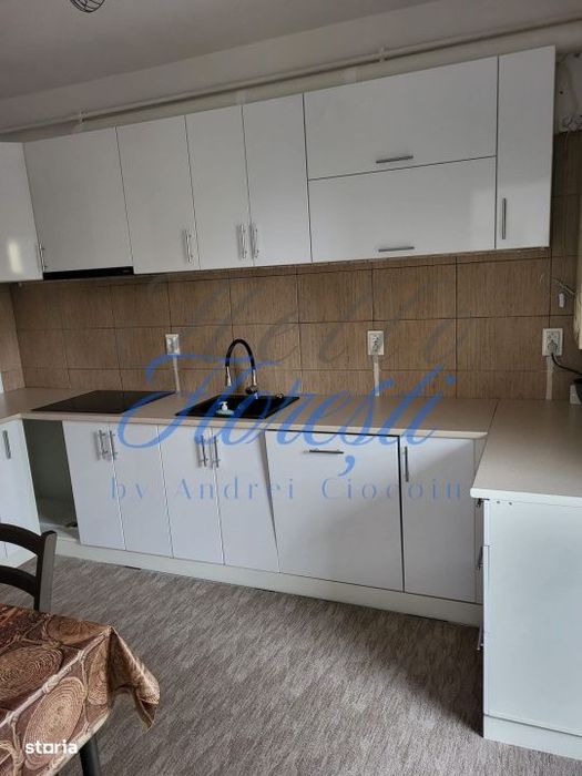 Apartament 3 camere 68mp + Parcare, Zona Porii | Floresti
