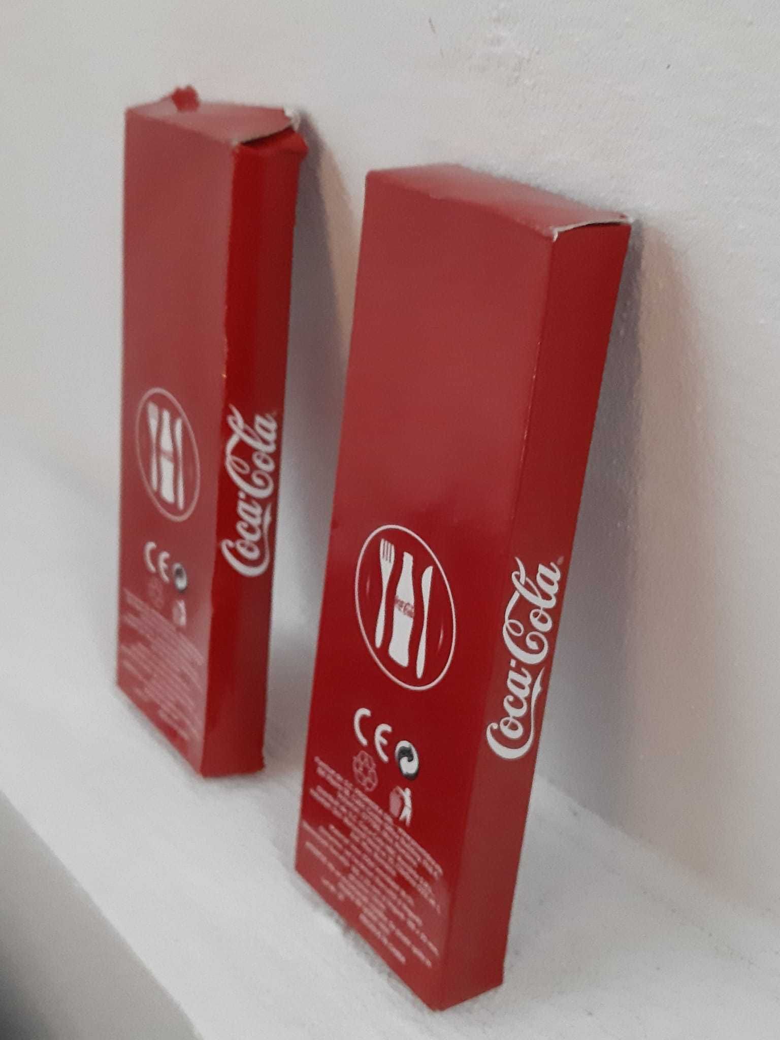 Tacâmuri Coca Cola De Colecție Noi Decorațiuni Vintage În Cutie