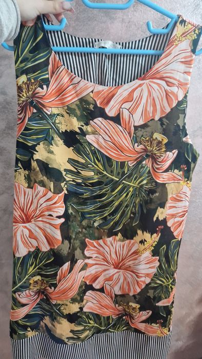 Rochie fără maneci