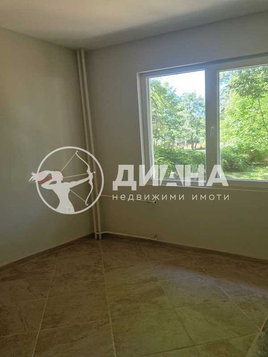 Продава се Тристаен апартамент в Пловдив, Христо Смирненски - 86 кв.м за 1559 €/кв.м - Снимка #9