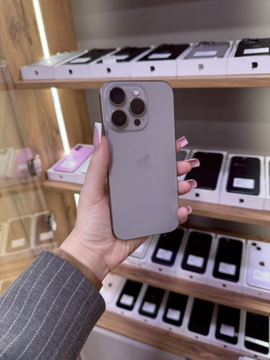 iphone 16 pro , 128 gb