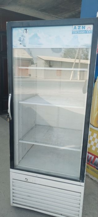 ВИТРИНА халадилник