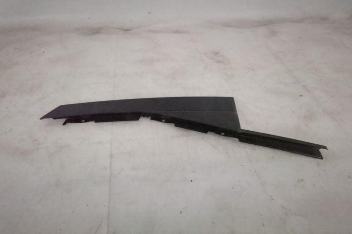 Ornament Stalp B Usa Dreapta Fata Original In Stare Buna Porsche  Caye