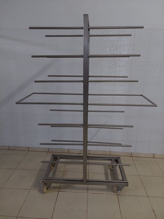 Rastele tăvi sau pentru format rafturi rastele etc