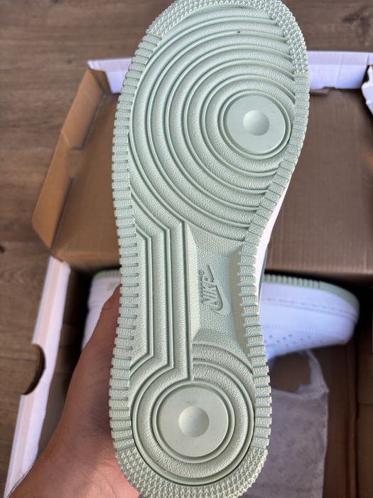 Nike air force 1 university green