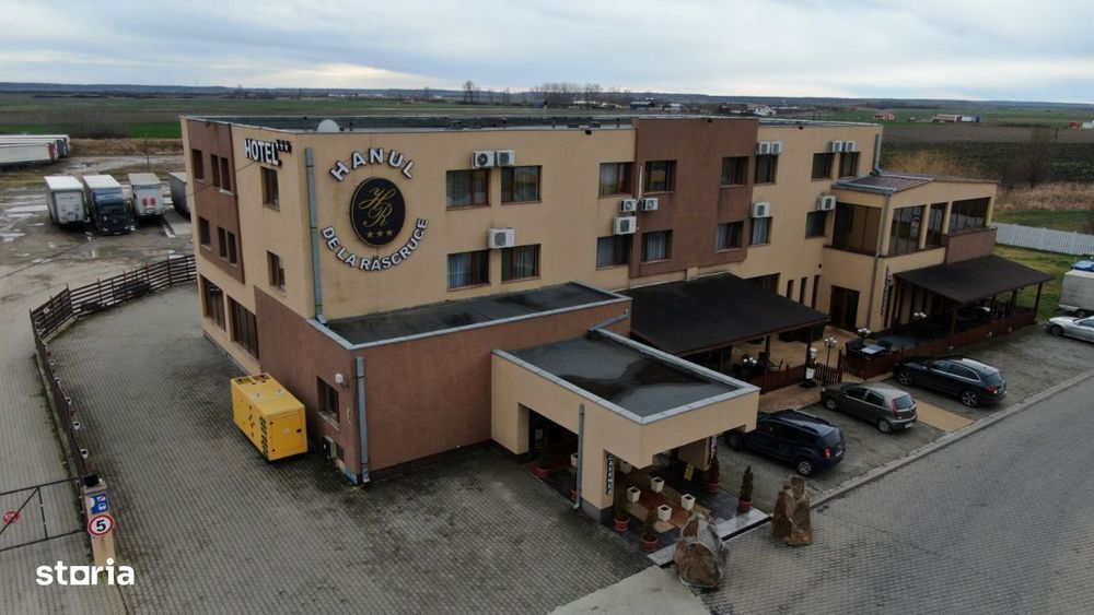 Hotel Hanul de la Răscruce Service Parcare camioane.