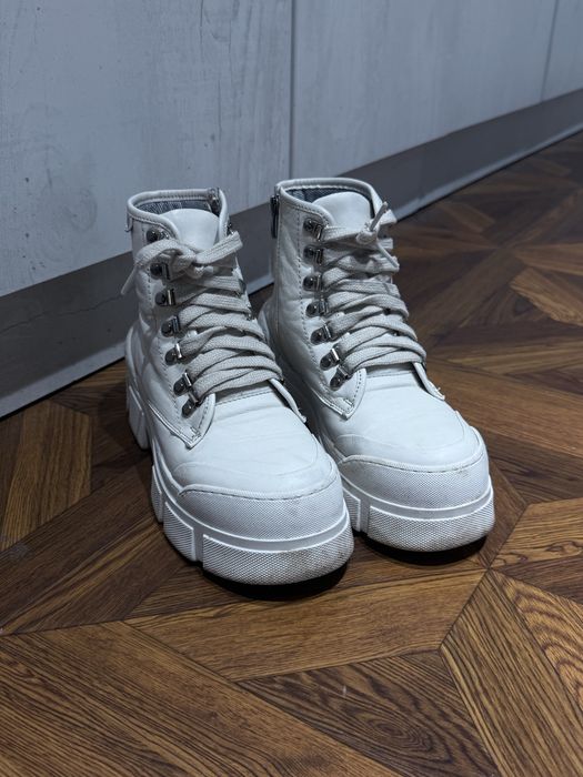 Осенние ботинки