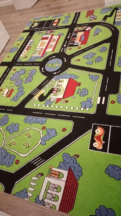 Ковер в детскую комнату