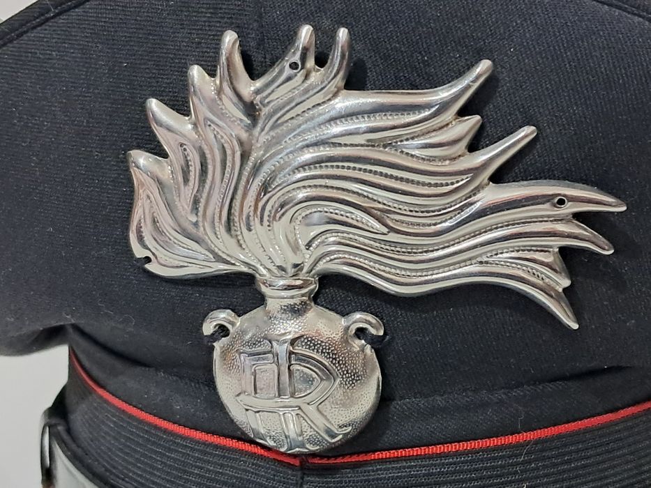Pălărie caschetă carabinieri poliția italiană