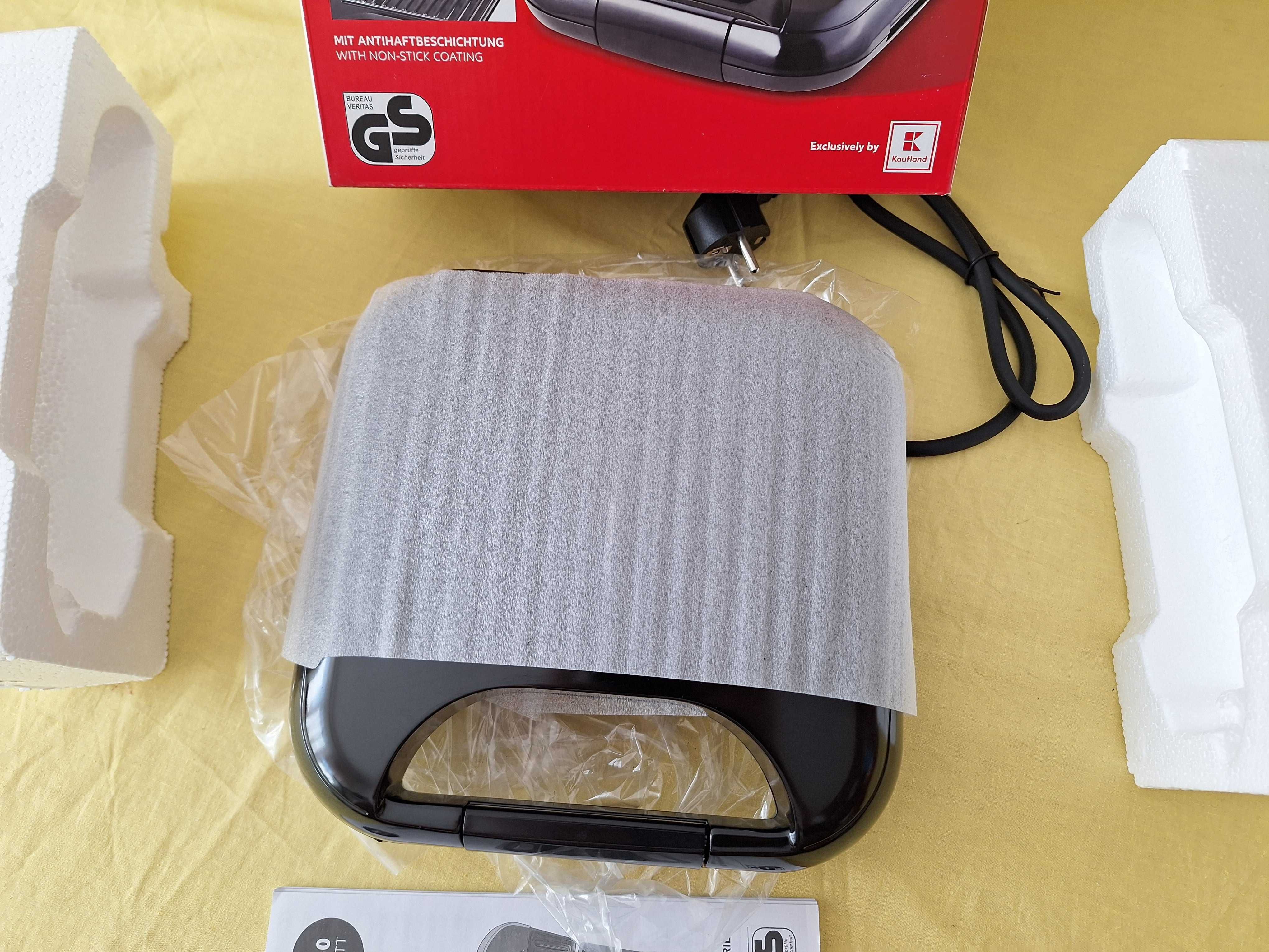 Gratar GRILL electric, putere 750 W, strat anti aderent