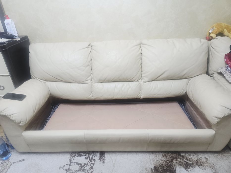 Pat extensibil și fotoliu piele naturală MobExpert