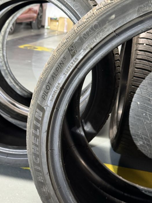 Anvelope iarna Michelin Pilot sport 5 265/35/21 295/30/21