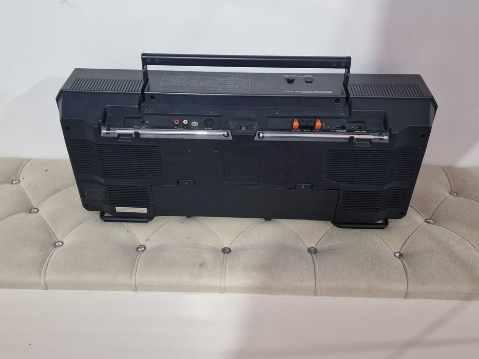 Radiocasetofon Sanyo  sharp