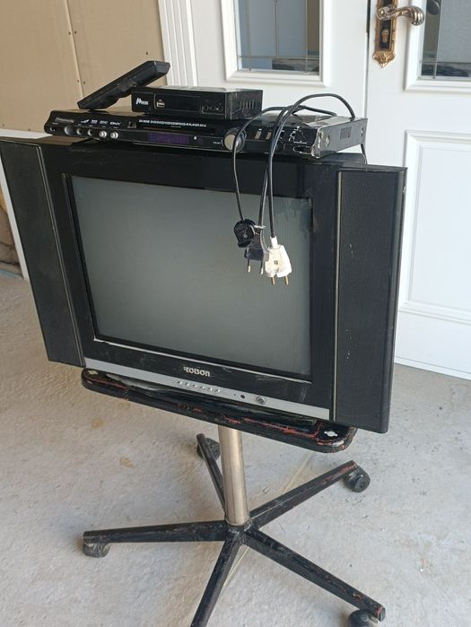 Телевизор и капелек ,,,