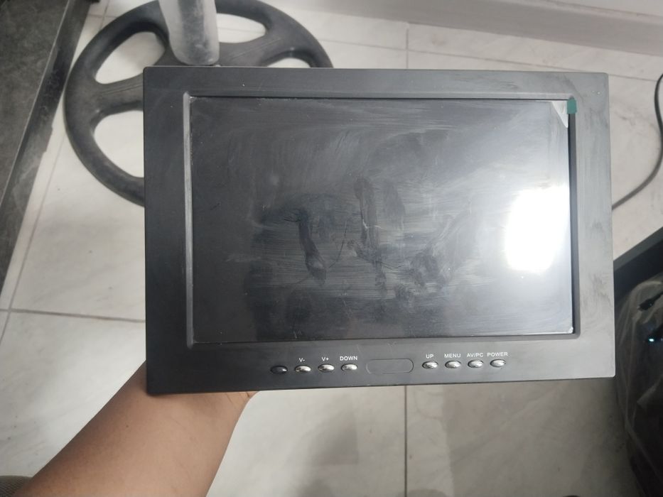Monitor mikroskop uchun