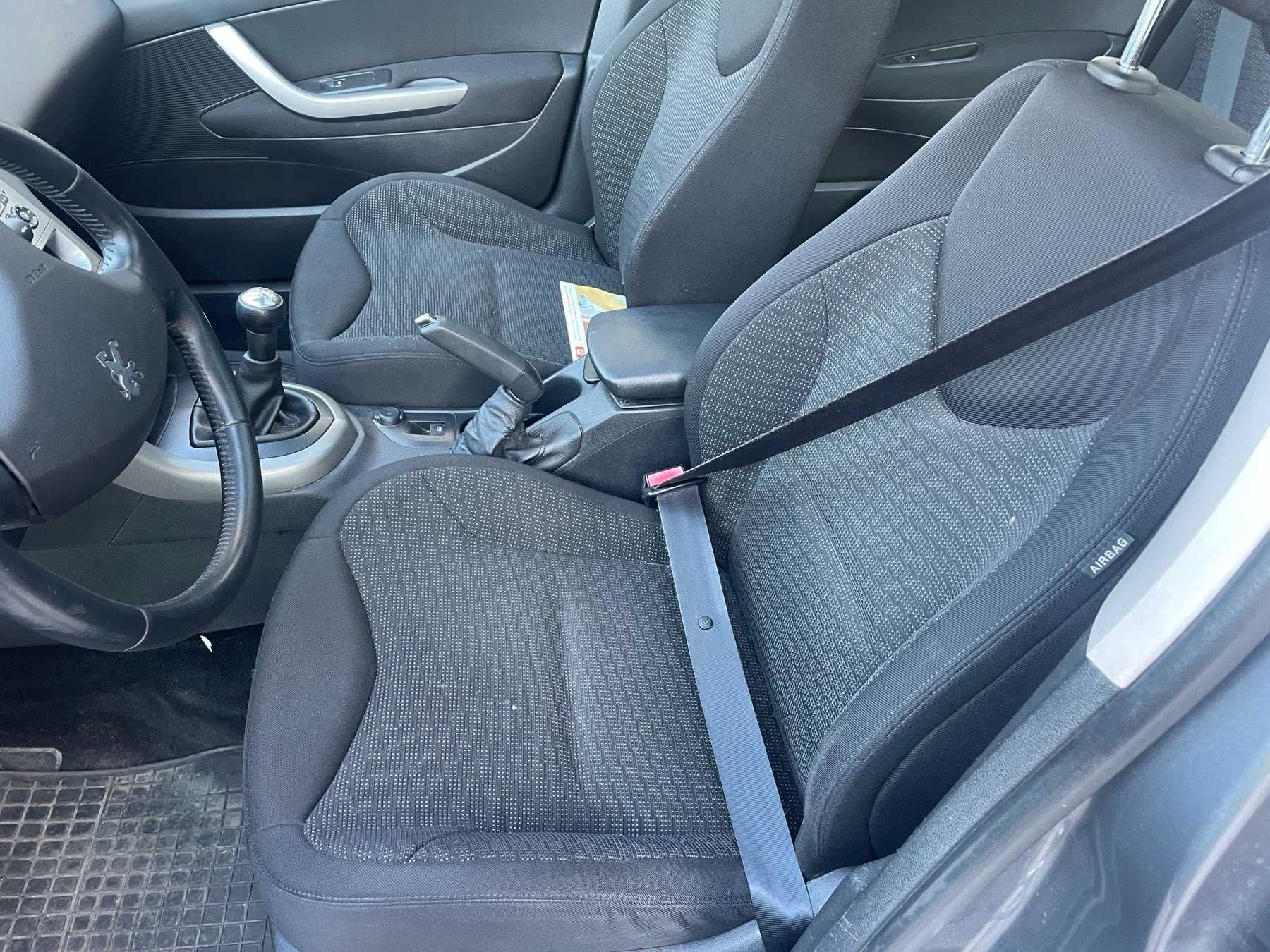 Peugeot 308 SW 1.6i / Пежо 308 2010 година комби на части