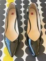 Елегантни дамски черни обувки Högl – естествена кожа - лак - 36 номер