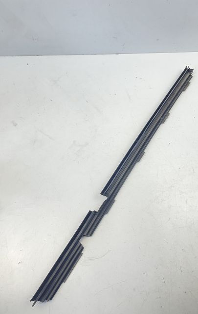 Perie interior geam usa spate stanga Mercedes-Benz C-Class W205/S205/