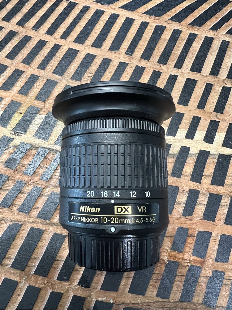 Obiectiv foto Nikon AF-P Nikkor 10-20 VR DX