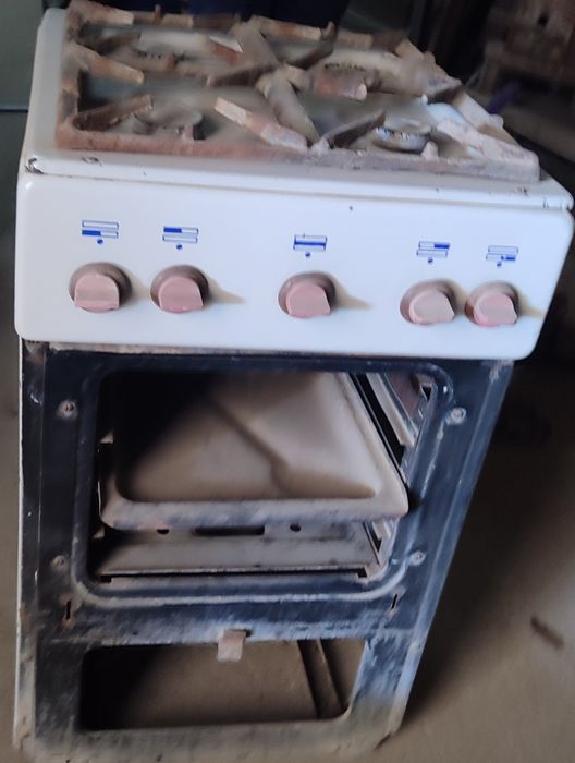 Газовая плита рабоча